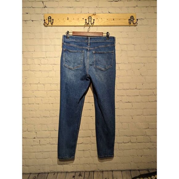 Old Navy skinny buttoned high rise cropped 27 - Picture 2 of 3